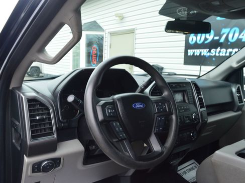 Used 2018 Ford F150 XLT image 27
