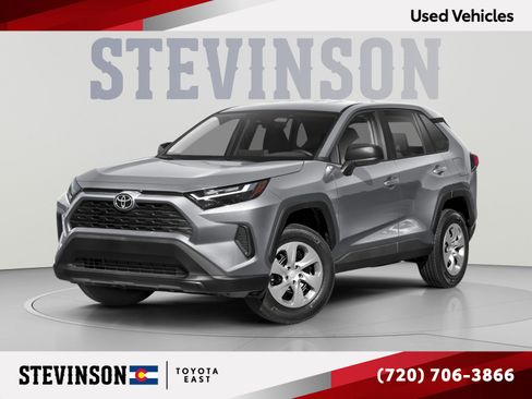 Used 2025 Toyota RAV4 LE AWD/4WD image 1