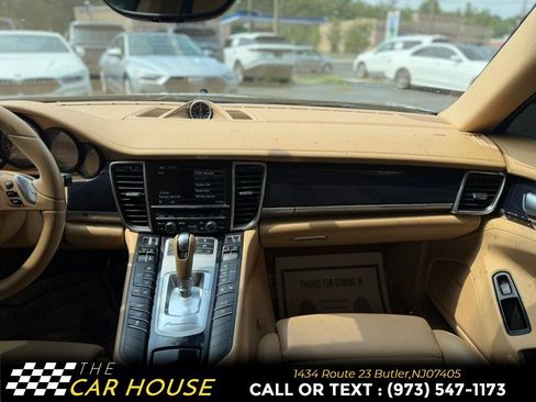 Used 2013 Porsche Panamera RWD image 27