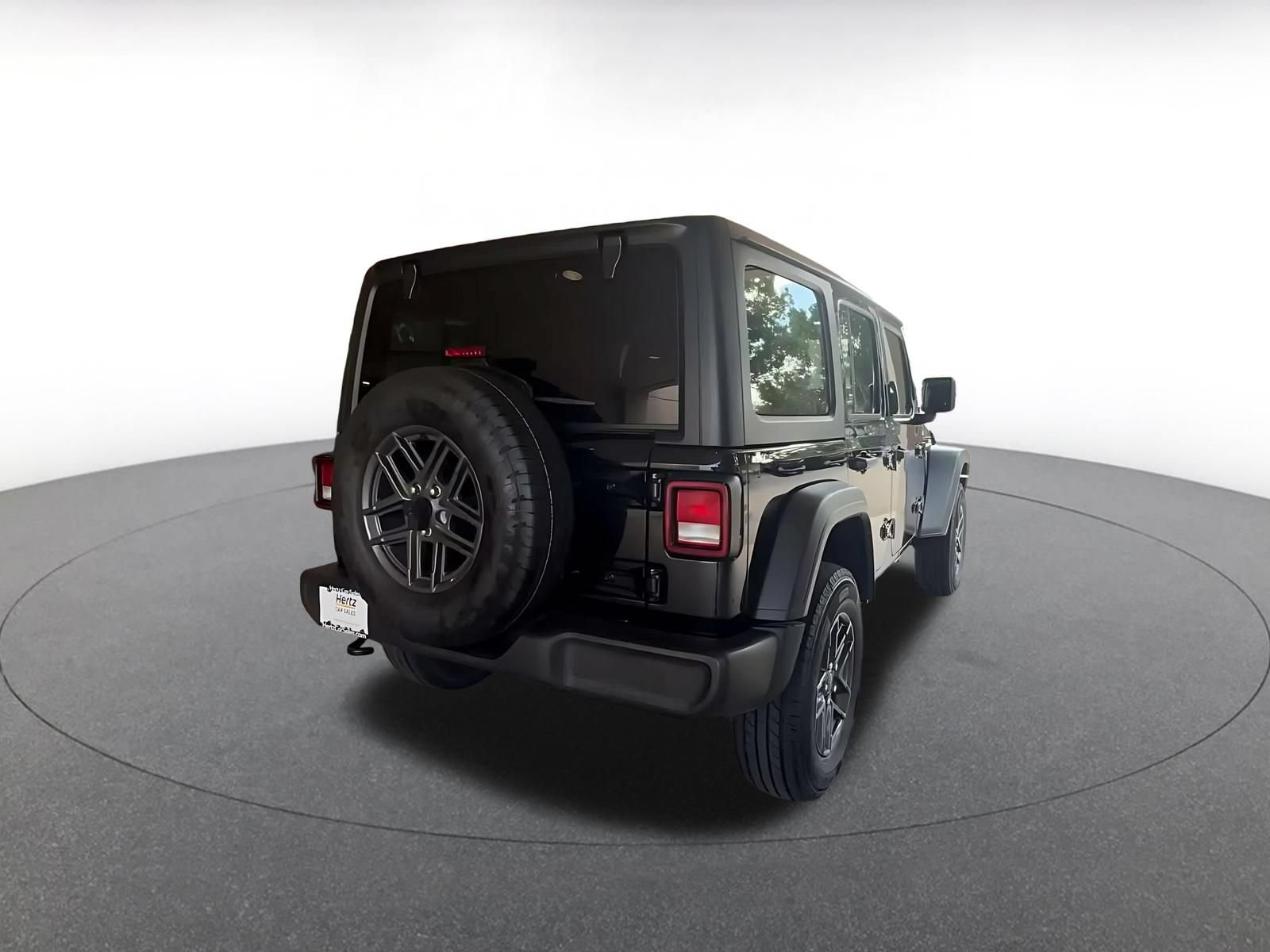 Used 2025 Jeep Wrangler Unlimited Sport AWD/4WD image 9