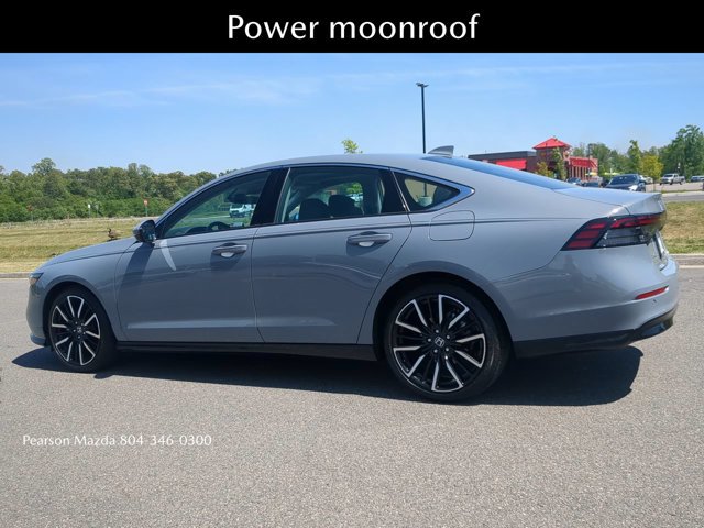 Used 2024 Honda Accord Touring image 7