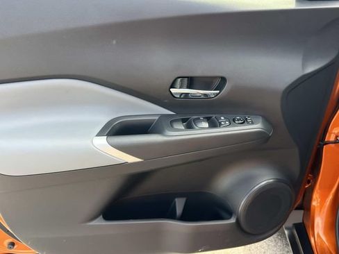 Used 2023 Nissan Kicks SR w/ SR Premium Package FWD image 26
