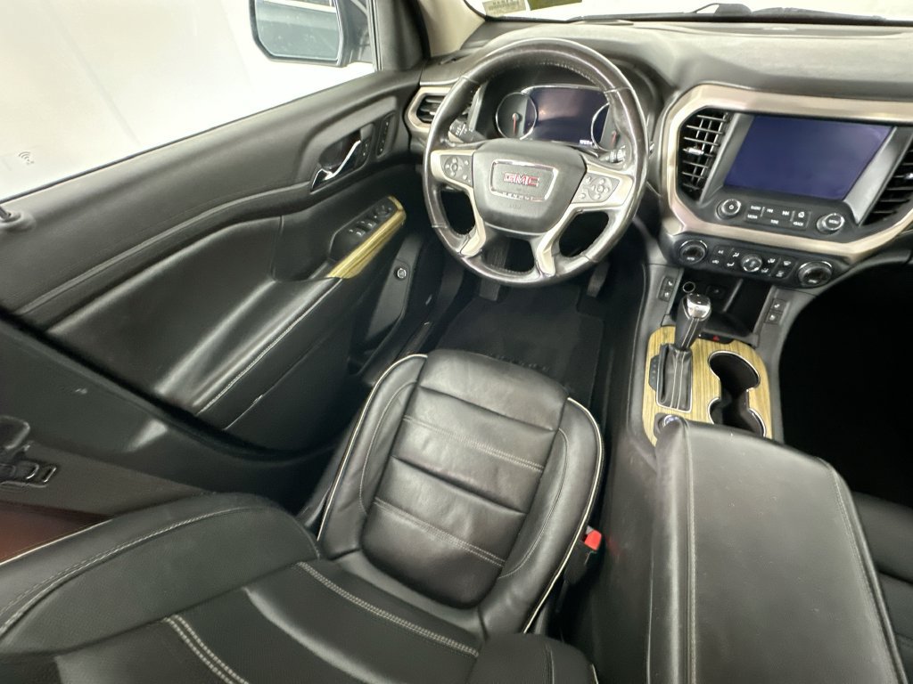 Used 2019 GMC Acadia Denali AWD/4WD image 9