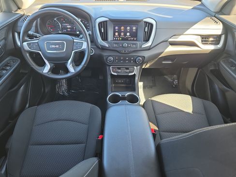 Used 2024 GMC Terrain SLE image 14