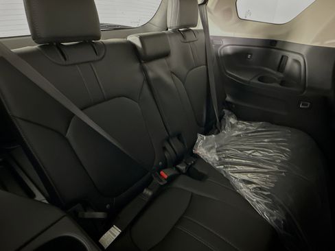 New 2026 Honda Pilot Touring image 36