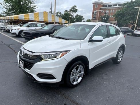 Used 2021 Honda HR-V LX image 3