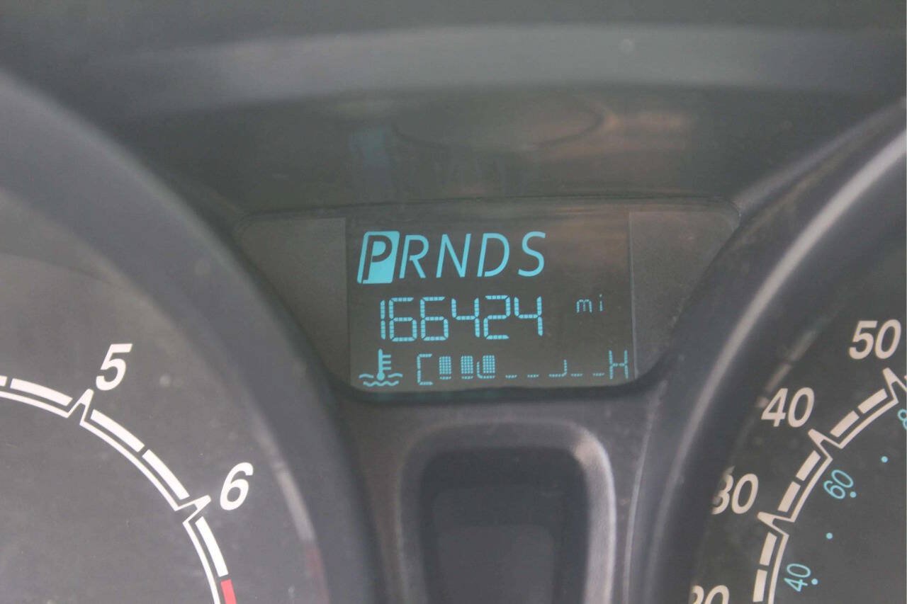 Used 2014 Ford Fiesta S FWD image 9