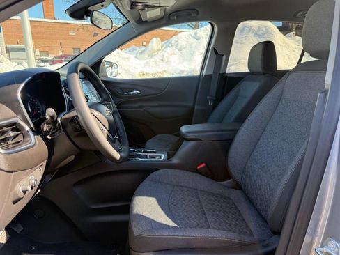 Used 2023 Chevrolet Equinox LT image 11