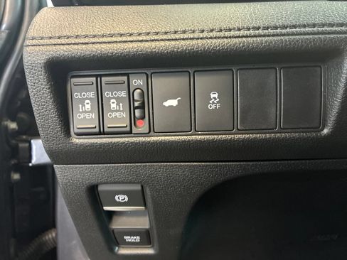 Used 2025 Honda Odyssey EX-L image 15