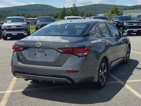 Used 2022 Nissan Sentra SV w/ Trunk Package FWD image 8
