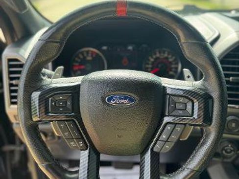 Used 2018 Ford F150 Raptor w/ Equipment Group 802A Luxury image 12