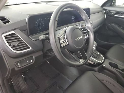 Used 2024 Kia Seltos EX AWD/4WD image 22