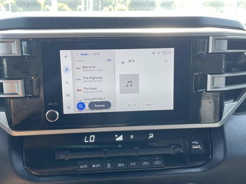 Used 2025 Toyota Tundra SR5 w/ SR5 Convenience Package AWD/4WD image 37