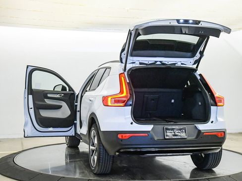 Certified 2026 Volvo XC40 B5 Plus w/ Protection Package Premier AWD/4WD image 26