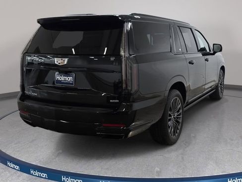 Used 2026 Cadillac Escalade ESV Platinum Sport w/ LPO, Floor Liner Package RWD image 6