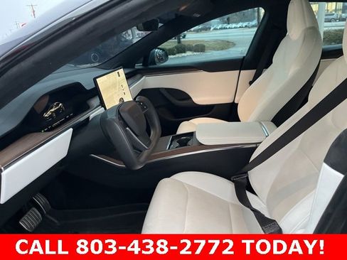 Used 2022 Tesla Model S image 7