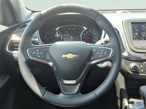 Certified 2024 Chevrolet Equinox LT w/ LPO, Floor Liner Package FWD image 5