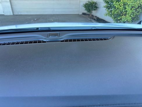 Used 2025 Buick Encore GX Preferred image 18