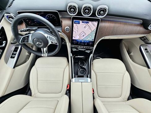 Certified 2025 Mercedes-Benz GLC 300 4MATIC image 29