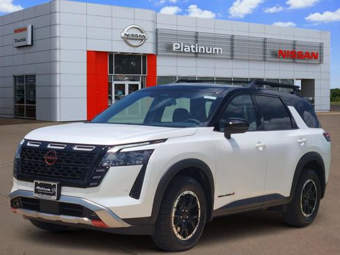 New 2026 Nissan Pathfinder Rock Creek AWD/4WD image 2
