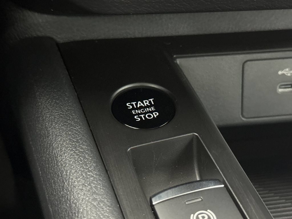 Used 2026 Nissan Kicks S w/ Charging Package FWD image 21