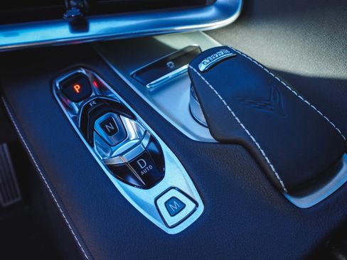 Used 2021 Chevrolet Corvette Stingray Coupe w/ Engine Appearance Package image 22