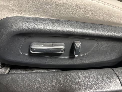 Used 2024 Honda Civic EX-L image 26