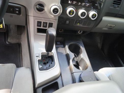 Used 2008 Toyota Sequoia SR5 image 22