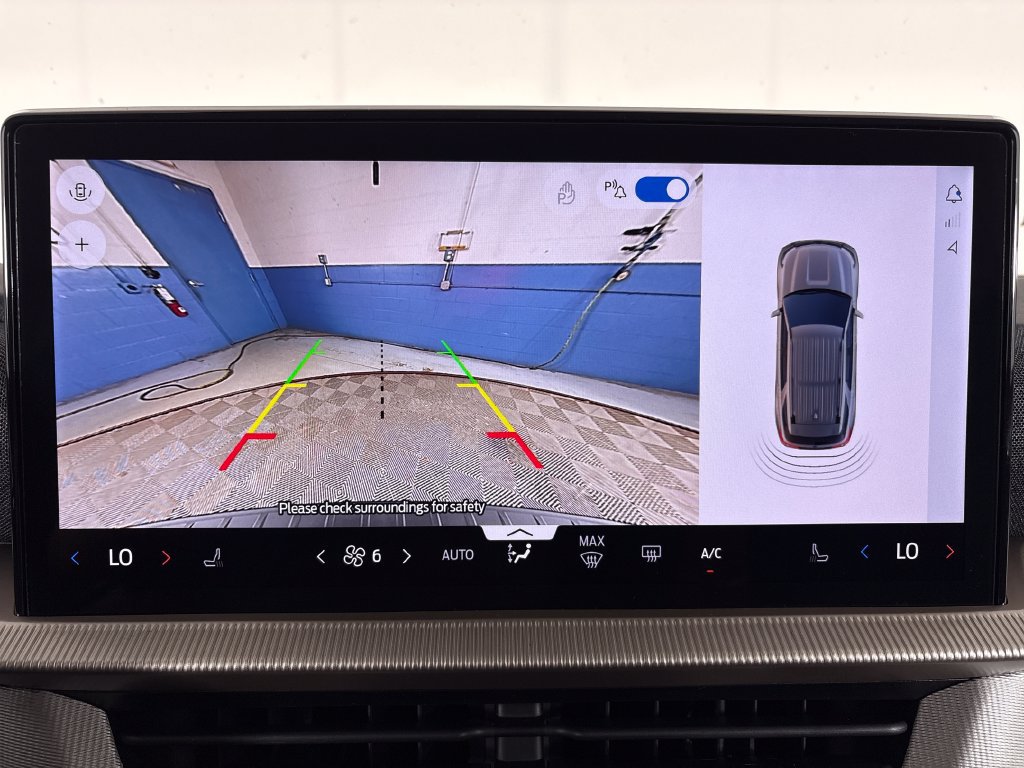 New 2026 Ford Explorer Active RWD image 23