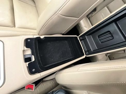 Used 2019 Jeep Grand Cherokee Limited AWD/4WD image 25