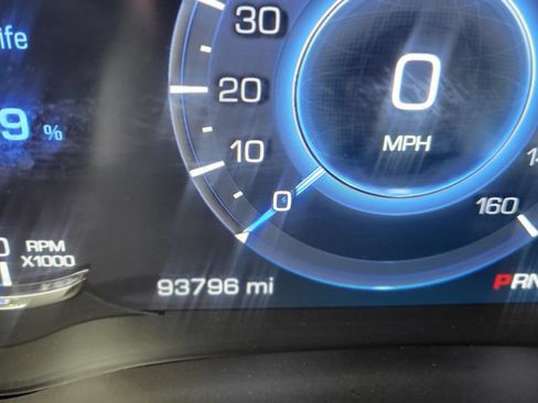 Used 2018 Cadillac Escalade Platinum AWD/4WD image 37