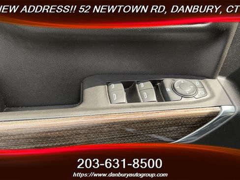 Used 2021 Chevrolet Silverado 1500 LT AWD/4WD image 14