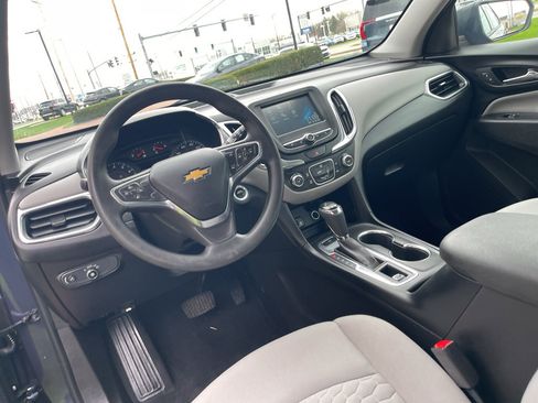 Used 2018 Chevrolet Equinox LS image 25