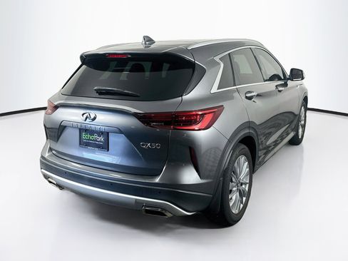 Used 2023 INFINITI QX50 Luxe FWD image 9