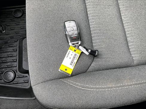 Used 2019 RAM 1500 Big Horn image 30