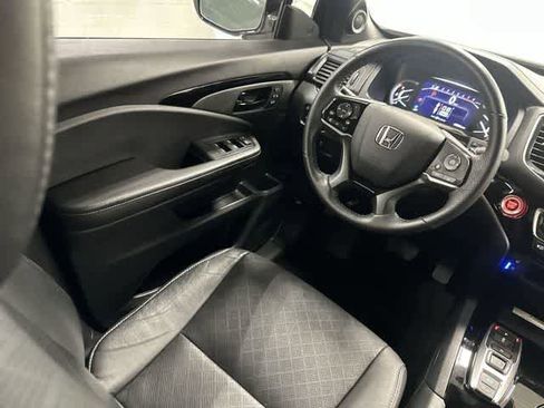 Used 2023 Honda Passport Elite image 12