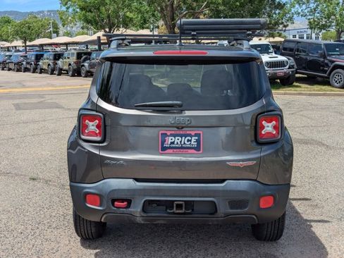 Used 2017 Jeep Renegade Trailhawk w/ Cold Weather Group II AWD/4WD image 6