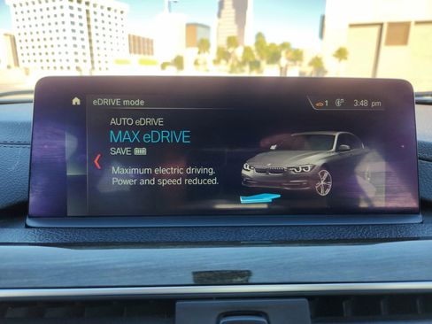 Used 2018 BMW 330e image 56