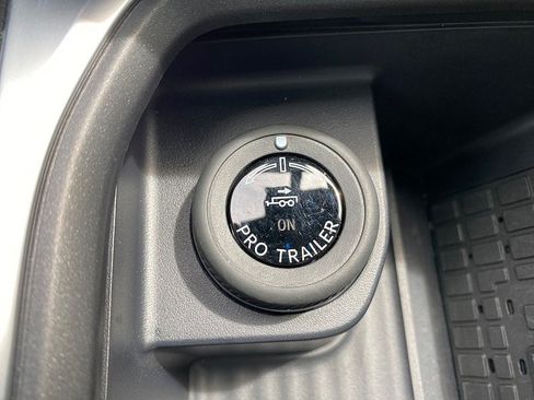 Certified 2025 Ford Expedition Tremor AWD/4WD image 72