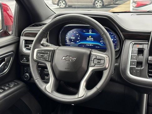 Used 2024 Chevrolet Tahoe Z71 w/ Luxury Package image 16