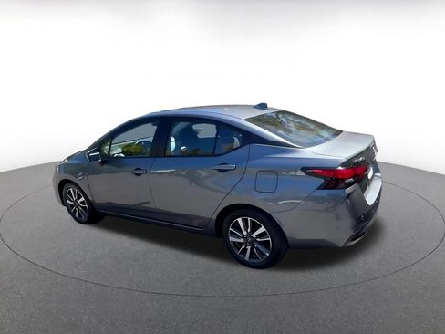 Used 2025 Nissan Versa SV FWD image 10