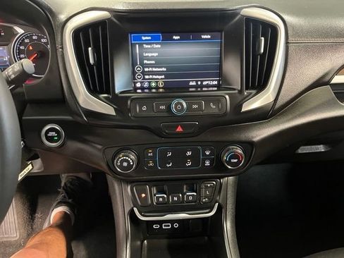 Used 2020 GMC Terrain SLE FWD image 30