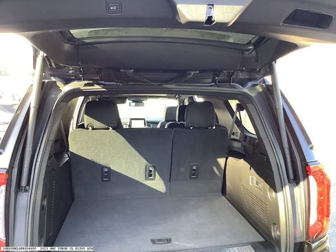 Used 2023 GMC Yukon XL AT4 w/ AT4 Premium Package image 18