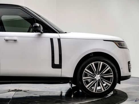 Used 2023 Land Rover Range Rover SE AWD/4WD image 22