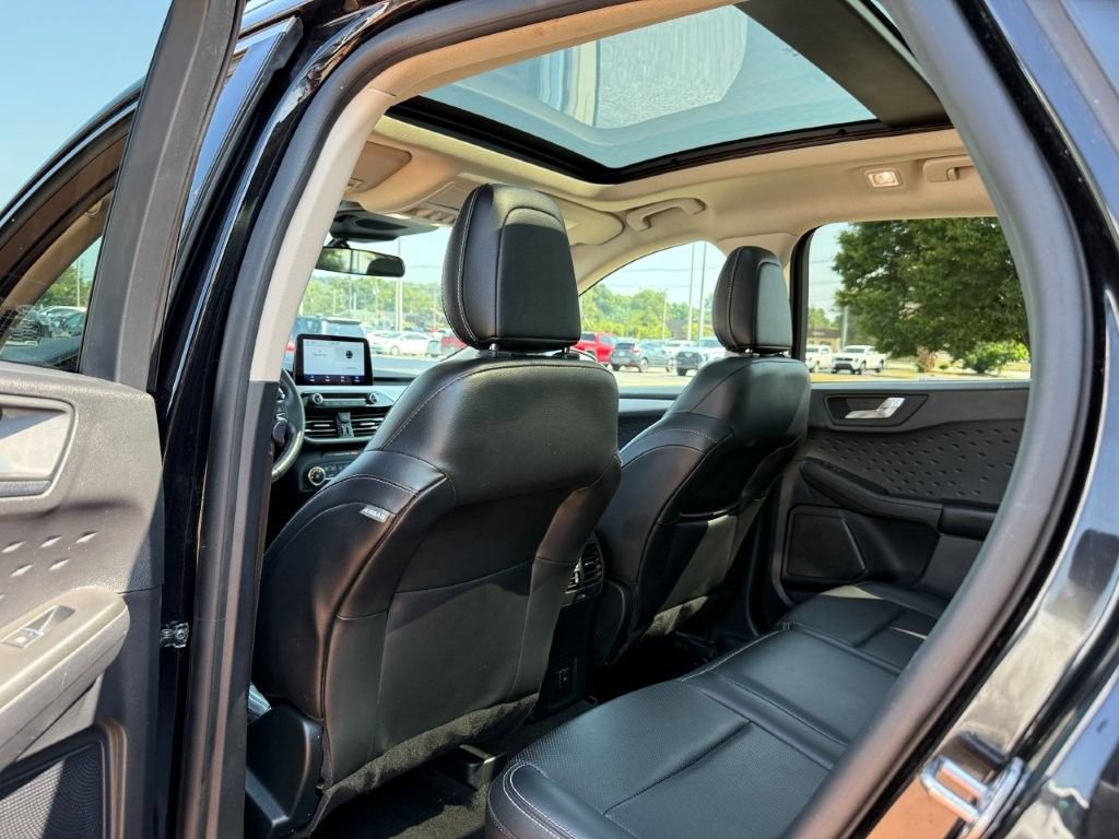 Used 2020 Ford Escape SEL FWD image 16