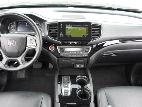 Used 2019 Honda Pilot Touring image 28