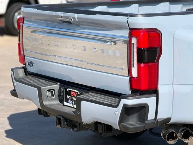 Used 2024 Ford F450 Limited AWD/4WD image 15