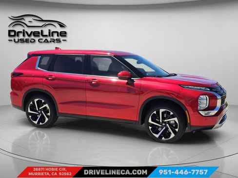 Used 2024 Mitsubishi Outlander SE image 10