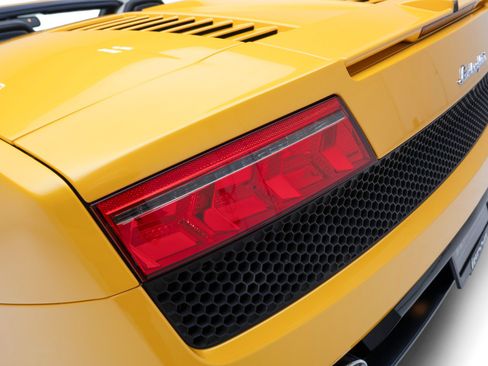 Used 2011 Lamborghini Gallardo LP 560-4 AWD/4WD image 46