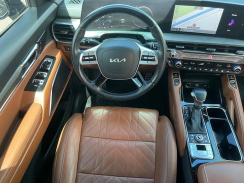 Used 2023 Kia Telluride SX Prestige X-Pro AWD/4WD image 13